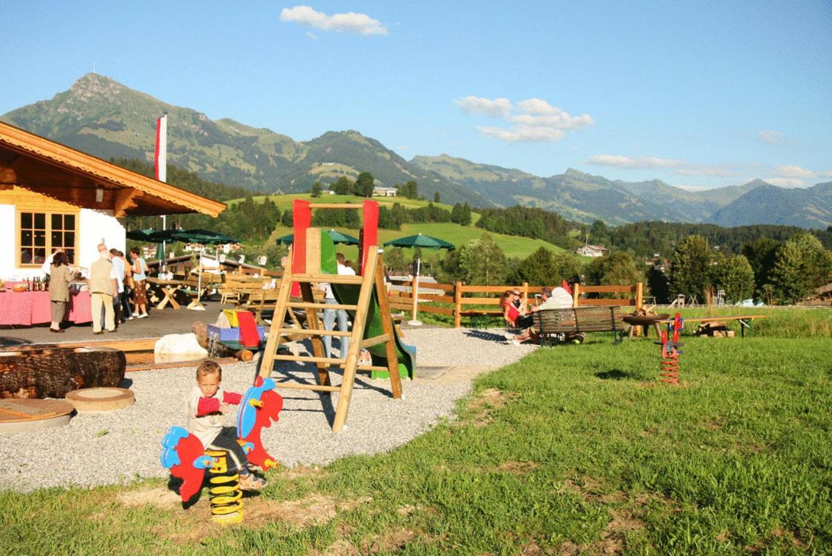Hotel Hubertus Mit Erlebnislandgasthof Reitherwirt Kitzbühel Kültér fotó