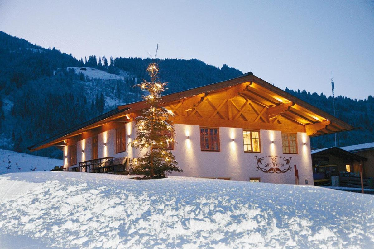 Hotel Hubertus Mit Erlebnislandgasthof Reitherwirt Kitzbühel Kültér fotó