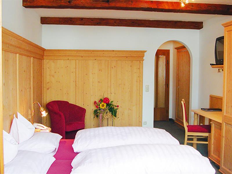 Hotel Hubertus Mit Erlebnislandgasthof Reitherwirt Kitzbühel Kültér fotó